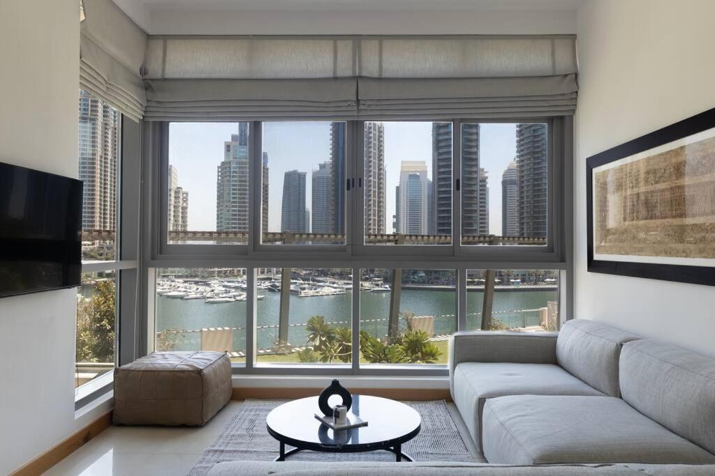 Dubai Marina, Two Bedrooms Apartment With Full Marina View Exterior photo