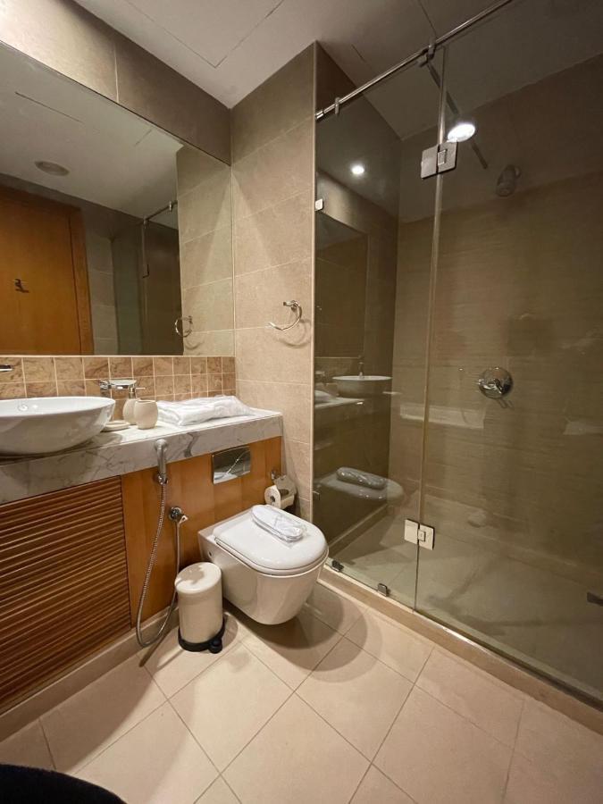 Dubai Marina, Two Bedrooms Apartment With Full Marina View Exterior photo